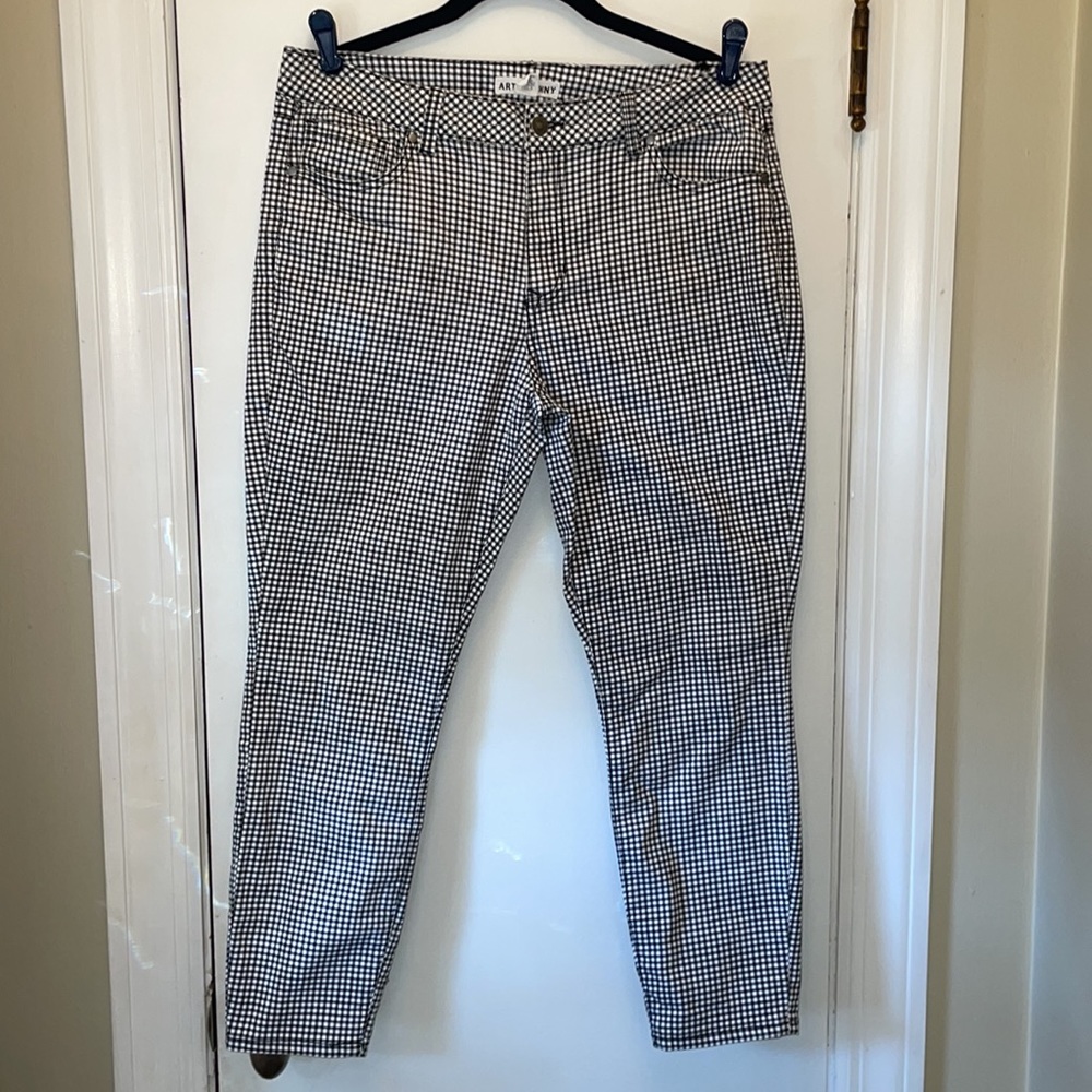 Artisan Jeans Size 14 EUC